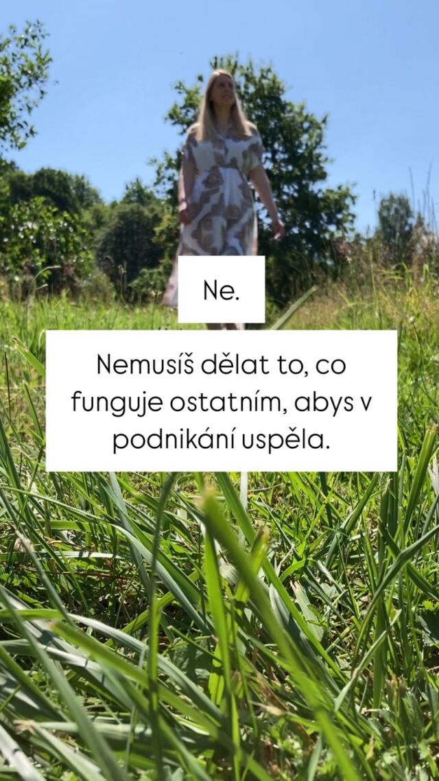 🙈 Možná se celý život podvědomě snažíš zapadnout, abys konečně dostala pochvalu, lásku a uznání. To je naprosto přirozené, jenom je potíž v tom, že to bereme ze špatného konce.⬇️

👩‍🏫 Jsme naučené ze školy plnit na jedničku zadání, protože pak přijde pochvala. 

❤️‍🩹 I v podnikání se snažíme se dělat všechno „správně“, abychom nebyly za divné, což v praxi znamená NEVYBOČOVAT. 

👉🏻 Ale čím víc to děláš jako všichni kolem, tím víc se vzdaluješ sobě. 

❌ Nejde z toho cítit tvá esence, tvé dary. Tím nejsi spokojená se životem a marně pátráš, odkud to pramení. A tím míň ti podnikání funguje a moc tě nebaví.

🎁 Tvůj dar není v tom, že zvládneš všechno jako ostatní.
💝 Tvůj dar je v tom, že to máš dělat jinak. Po svém, v souladu, ze srdce (ne z ega). 

♥️ Říkat, co chceš už dlouho říct. Udělat TOP službu, jejíž nápad schováváš v šuplíku dlouhé měsíce. Odprezentovat to sebevědomě jako to nejlepší (z tebe) na světě, protože to poklad opravdu je.

🤩 Dělat, co tě nejvíc baví - tam je tvá zóna génia. A právě tím budeš magnetem na ty správné klientky, které to ocení. Díky tomu přichází tvá největší hojnost. S lehkostí a radostí.

💎 Na byznys konzultaci s channeligem ti pomůžu jako jasnovidka vidět, co zatím nevidíš. Dodám ti sebevědomí a odvahu být svobodnou tvůrkyní, kterou život a podnikání baví, aby tvé klientky nadšeně říkaly: “Jsi boží, moc jsi mi pomohla. Na tebe jsem čekala celý život.” A doporučovaly tě dále.

✨ Jak? Napojím se na duši tvého podnikání a najdeme tu správnou kombinaci služeb, cen a komunikace ve tvém srdcovém podnikání právě pro tebe. Pro každého existuje.

🥰 Aby se ti ulevilo a pustila jsi, do čeho ses nevědomě tlačila - a díky tomu uvolnila prostor k tomu, co tě skutečně volá a bude mít úspěch.

💰 Hojnost a tvé klientky nečekají na to, až uděláš všechno “správně”. 
🥰 Čekají na to, až budeš opravdu sama sebou a budeš sdílet své dary se světem = v tom je ta největší láska, uznání, hojnost, naplnění, i pochvala. 

🤩 Jsi pro? Já se nemůžu dočkat.

#spiritualita #sebelaska #daryduse #hypersenzitivita #vysokacitlivost #podnikani #mentorpodnikani #souladsdusi #soulad #potencialduse #seberealizace #seberozvoj #poslani #podnikanisrdcem
